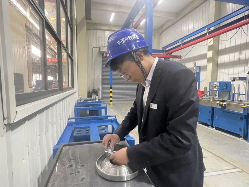 盾構刀客，“英”氣勃“發〞——記新鄉青年五四獎章獲得者李英發