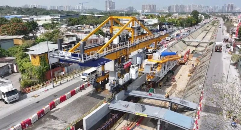 “紫荊號”U盾架管機(jī)首秀香港元朗